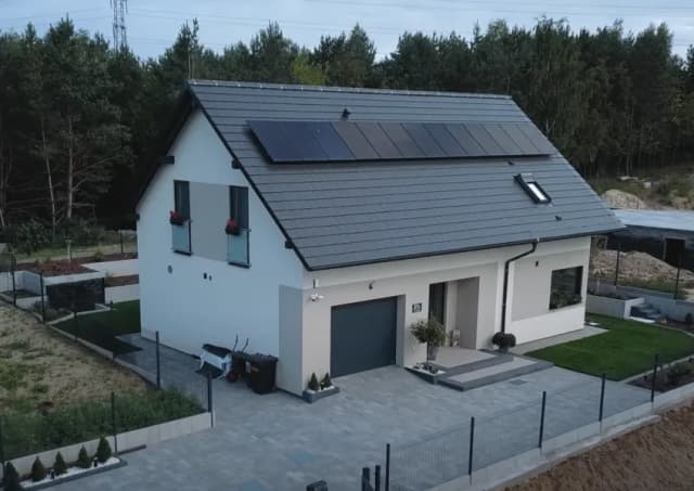 Jak się mieszka w domu modułowym? Komfort, zalety i wady życia