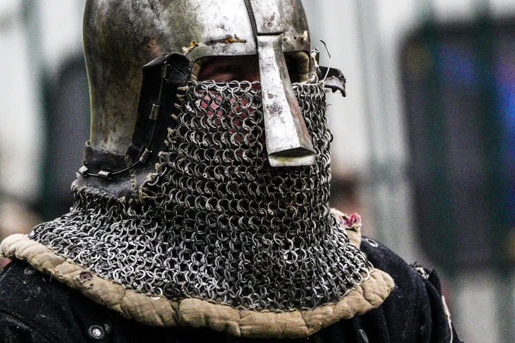 Część zbroi: Kluczowe elementy, które musisz znać o ich historii